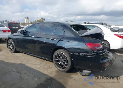 2022 Mercedes-Benz E 350 z USA, uszkodzony, nr VIN W1KZF8DB3NB098863